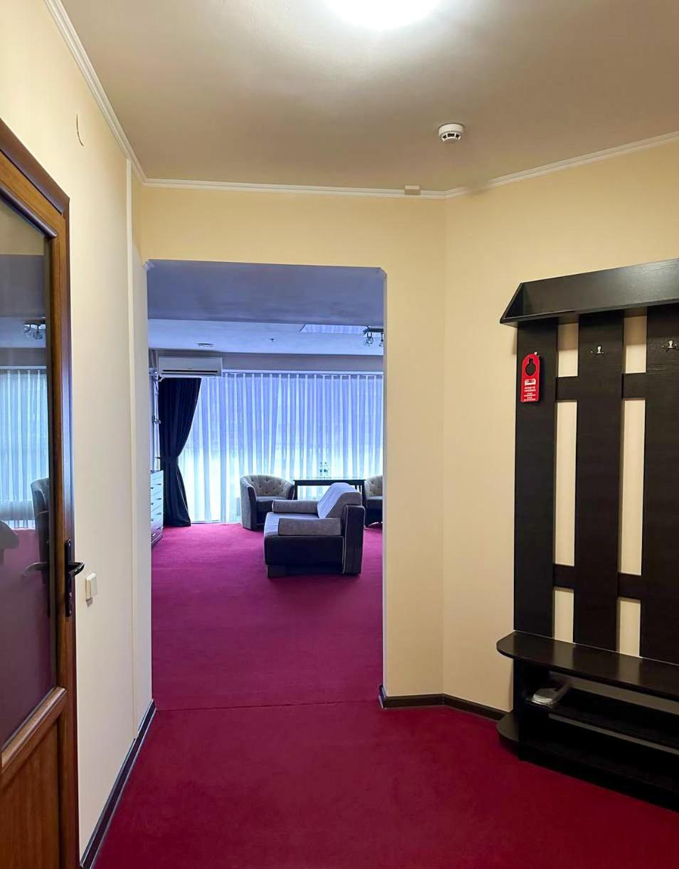 Mark Plaza Hotel 니콜라예프 외부 사진