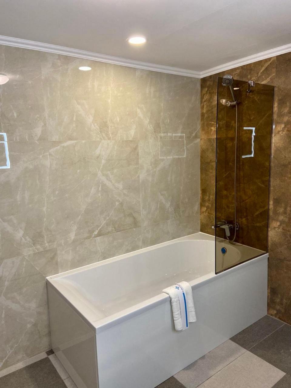 Mark Plaza Hotel 니콜라예프 객실 사진