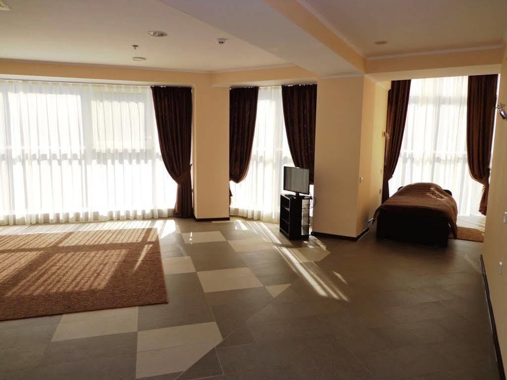 Mark Plaza Hotel 니콜라예프 외부 사진