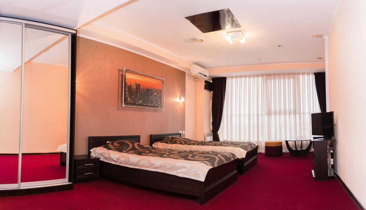 Mark Plaza Hotel 니콜라예프 외부 사진